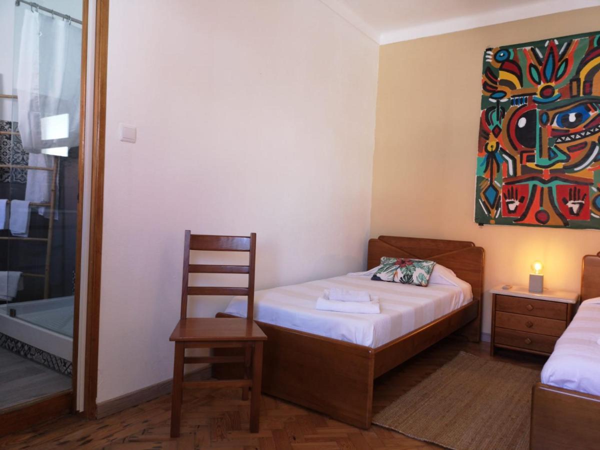 Foz Surfcamp Hotel Foz do Arelho Eksteriør billede